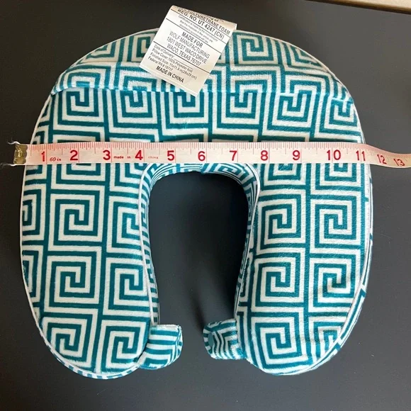 New - 2 Neck Travel Pillows - Pink, Teal & White Geometric - Picture 10 of 15